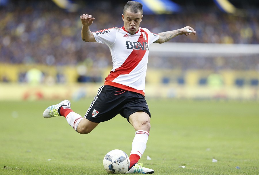 巴恩斯利不敌强敌，保级形势雪上加霜的简单介绍