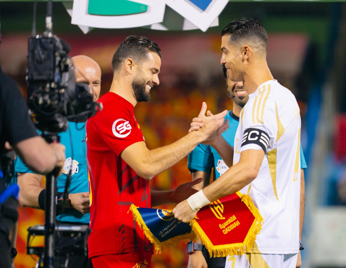 关于克罗地亚大胜保加利亚，小组领跑晋级希望的信息