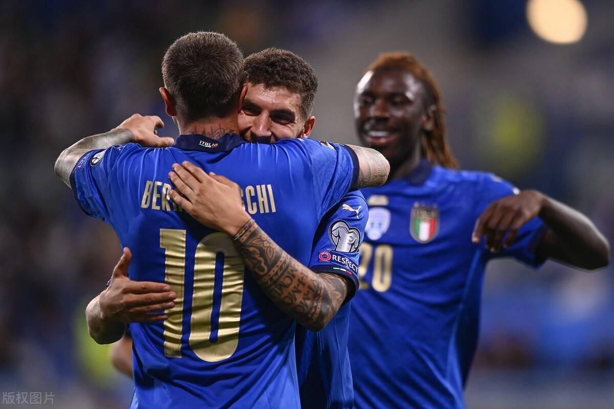 关于克罗地亚大胜保加利亚，小组领跑晋级希望的信息