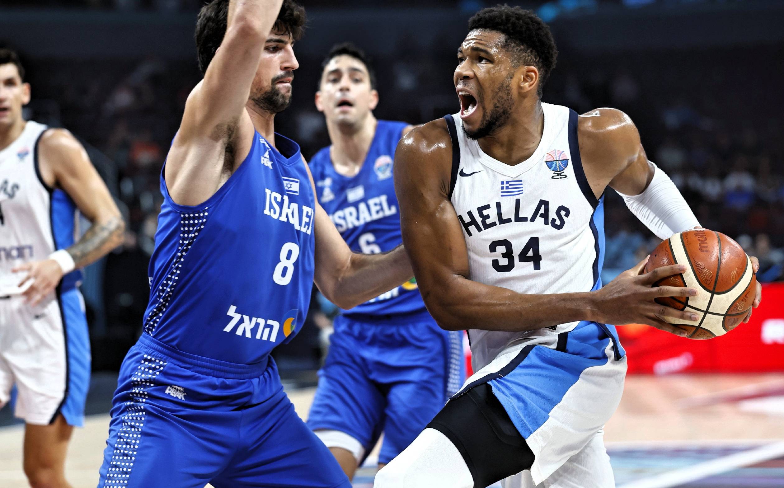 西班牙击败斯洛文尼亚，顺利晋级欧锦赛八强的简单介绍